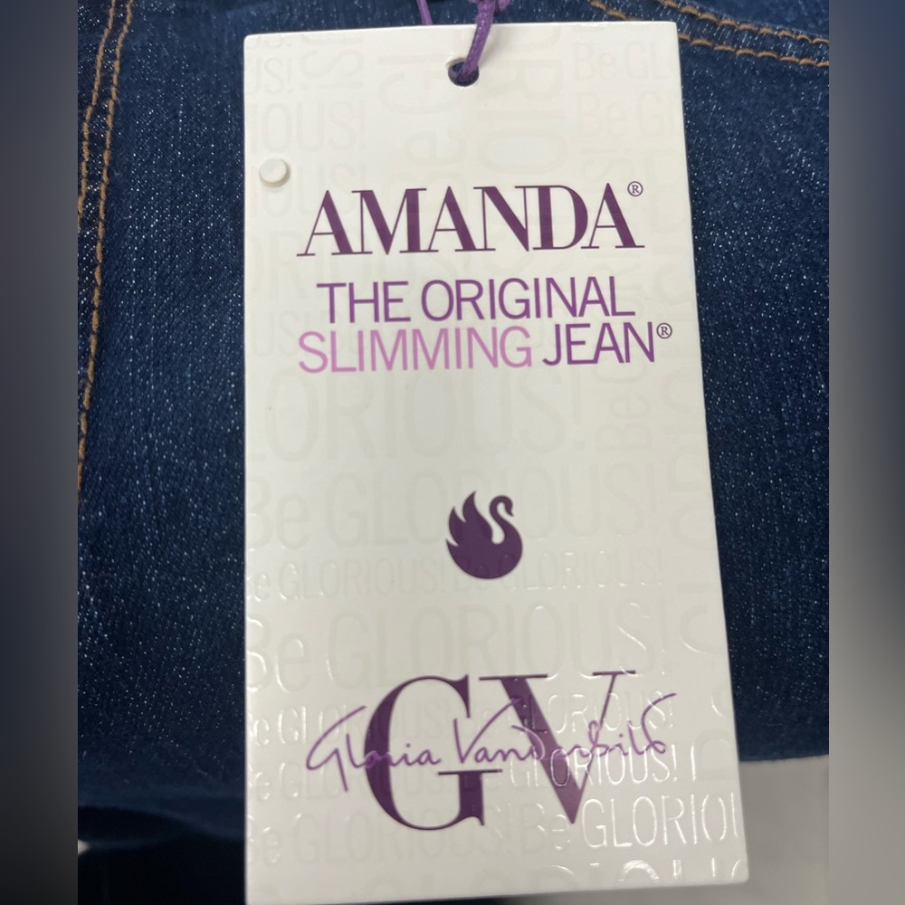NWT Gloria Vanderbilt Amanda Original Slimming Jean - Picture 3 of 5